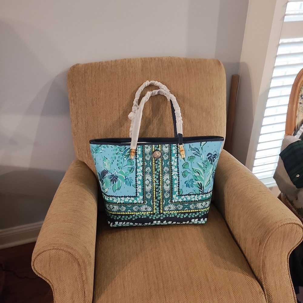 NWT Lilly Pulitzer Sea breeze Tote